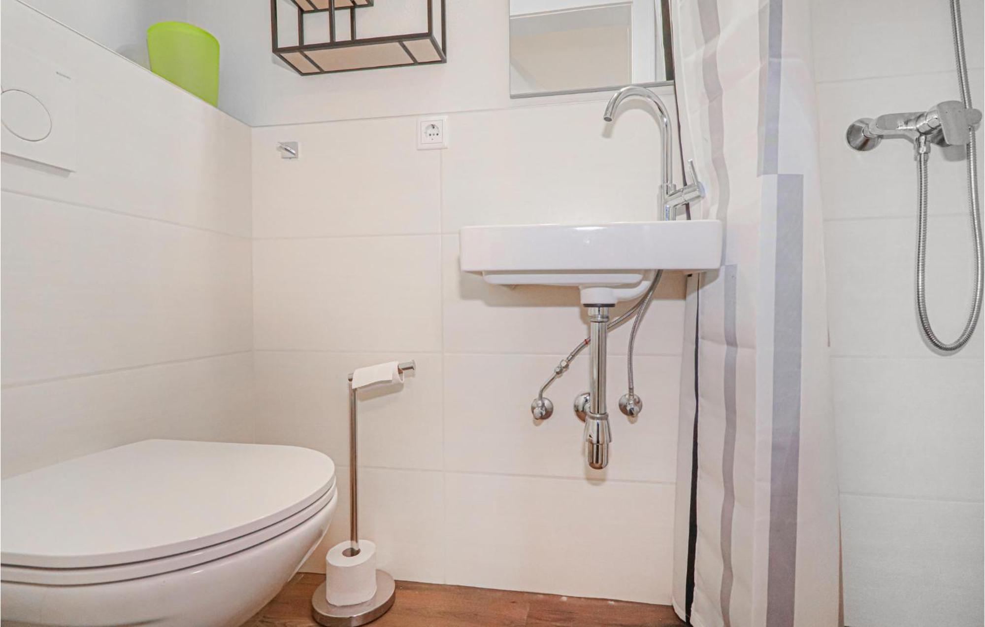 Gemuetliche Ferienwohnung ザールフェルデン・アム・シュタイナーネン・メアー エクステリア 写真